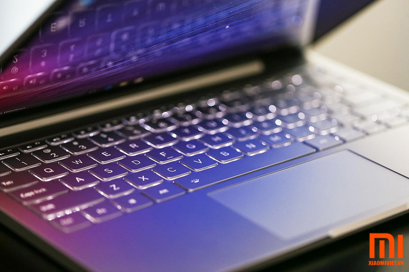 Laptop Xiaomi Mi Notebook Air 12.5 24