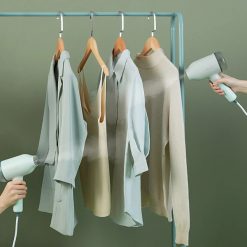 Bàn ủi hơi nước cầm tay Bear GTJ-B10S1 - Tiếng Anh - HDSD Tiếng Việt Bàn ủi hơi nước cầm tay Bear GTJ-B10S1 - Tiếng Anh - HDSD Tiếng Việt