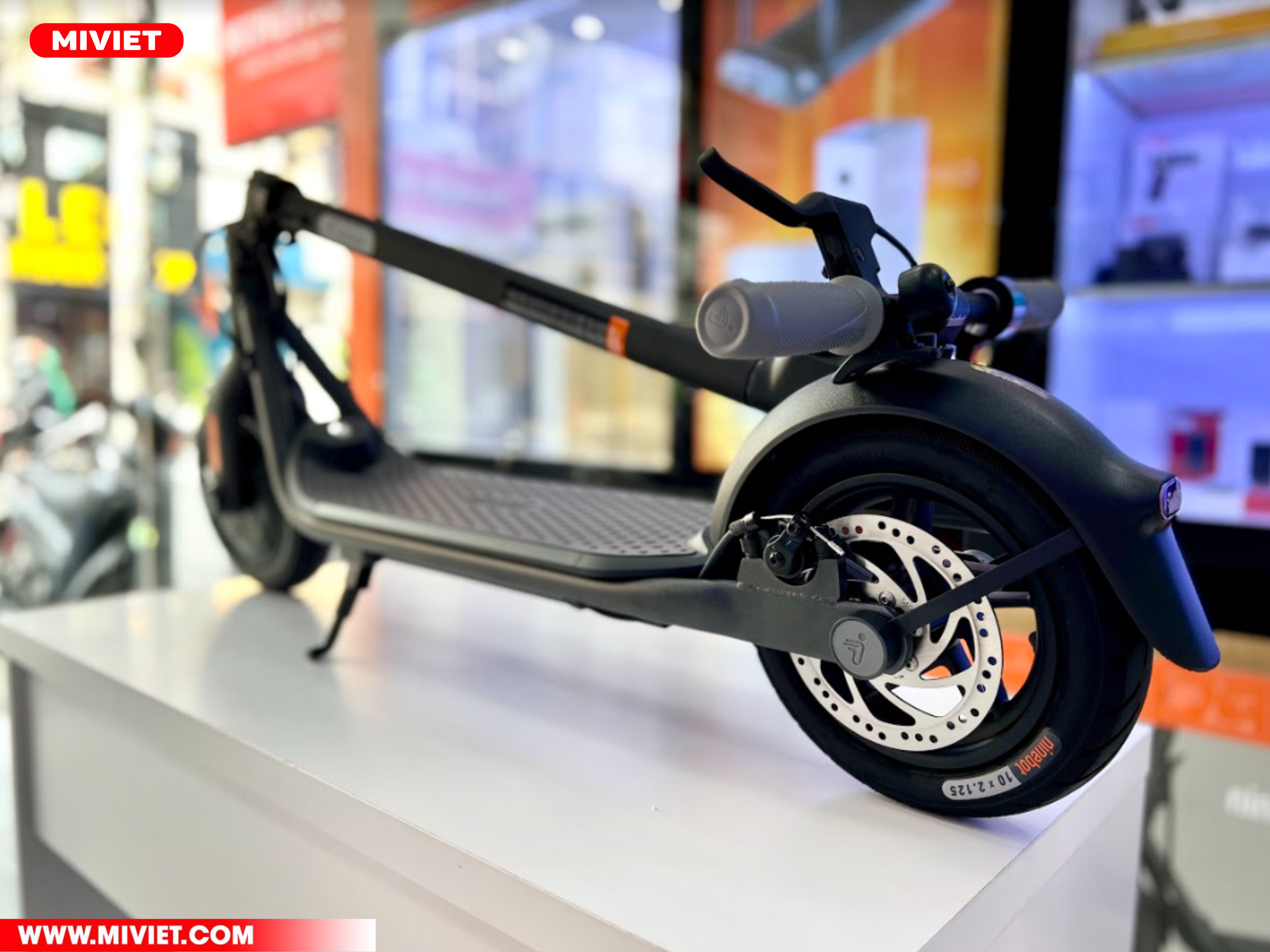 Xe điện Segway Kickscooter F25 - Chính Hãng - BH 24 Tháng